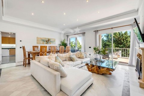 Willa w Sotogrande, Cadiz, Hiszpania 5 sypialni, 509 mkw. nr 157345 – zdjęcie 10