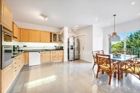 Willa w Sotogrande, Cadiz, Hiszpania 5 sypialni, 509 mkw. nr 157345 – zdjęcie 12