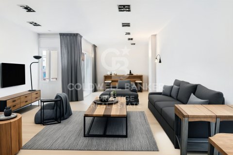 Apartment à vendre à Barcelona, Espagne, 3 chambres, 101 m2 No. 157347 - photo 2