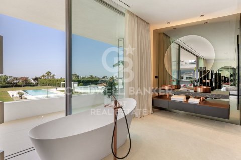 Willa w Marbella, Malaga, Hiszpania 4 sypialnie, 693 mkw. nr 157351 – zdjęcie 12