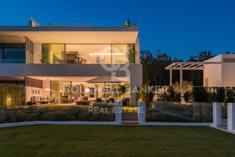 Willa w Marbella, Malaga, Hiszpania 4 sypialnie, 693 mkw. nr 157351 – zdjęcie 16