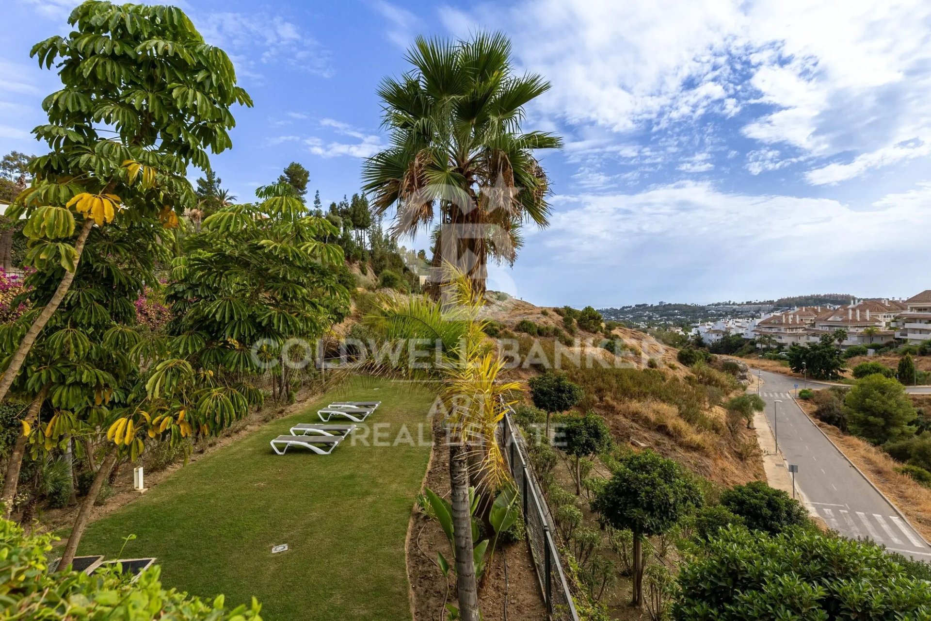 Apartment in Marbella, Malaga, Spain 2 bedrooms,  No. 157350
