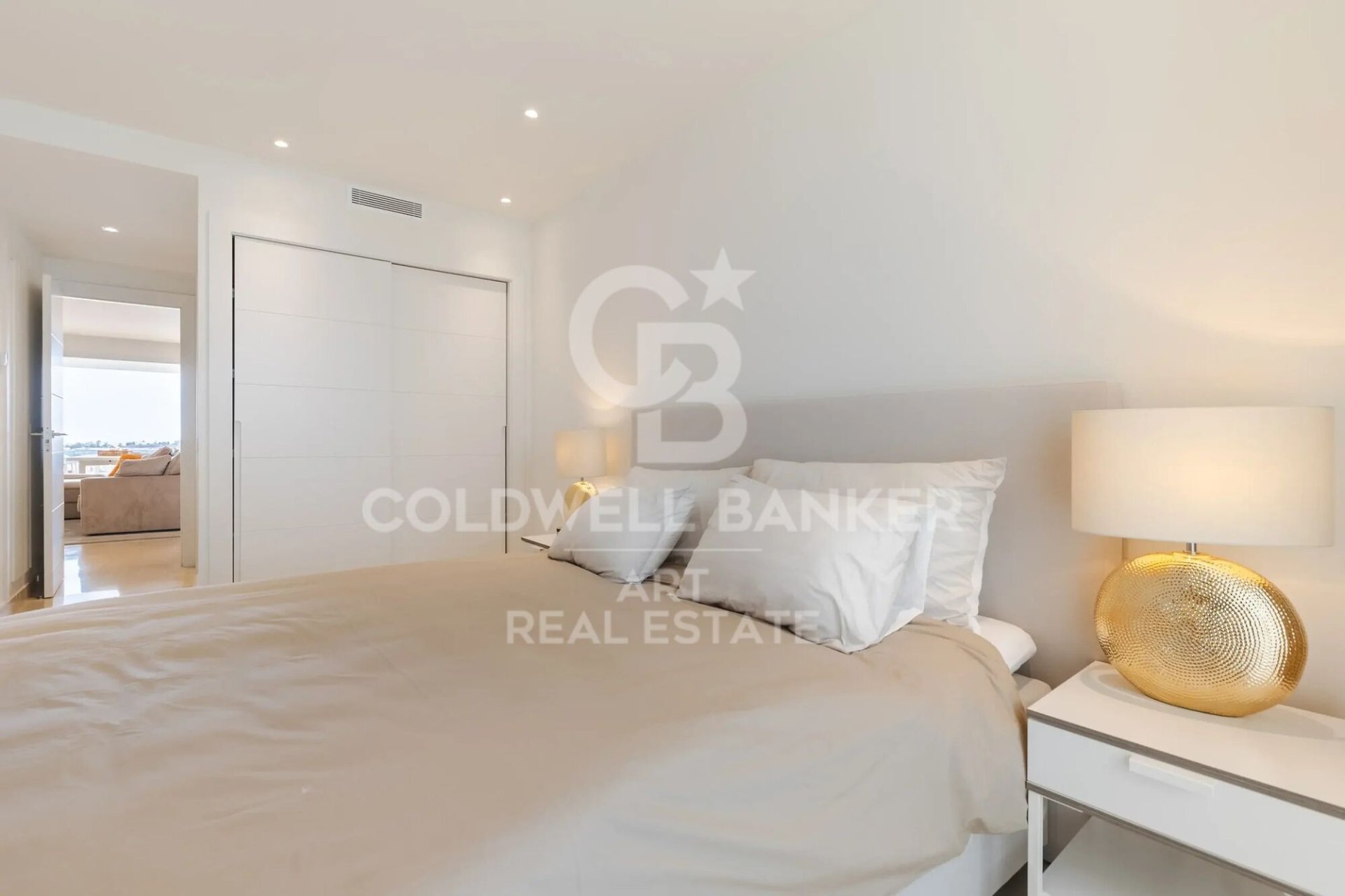 Apartment in Marbella, Malaga, Spain 2 bedrooms,  No. 157350