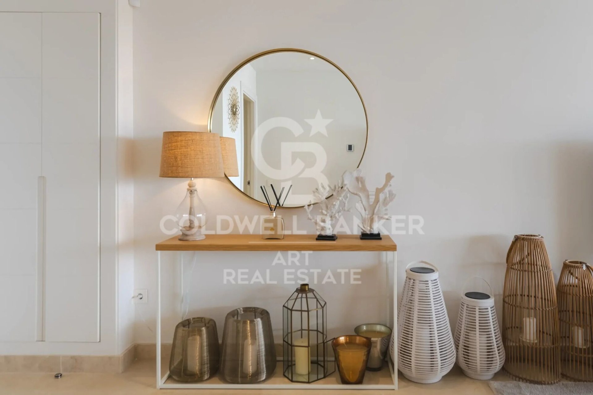 Apartment in Marbella, Malaga, Spain 2 bedrooms,  No. 157350