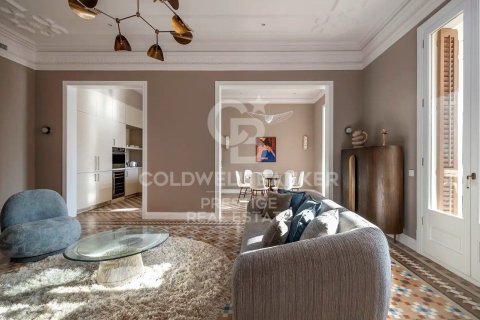 Apartament w Barcelona, Hiszpania 4 sypialnie, 197 mkw. nr 157348 – zdjęcie 6