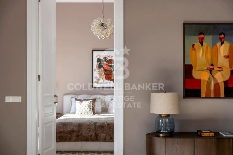 Apartament w Barcelona, Hiszpania 4 sypialnie, 197 mkw. nr 157348 – zdjęcie 16