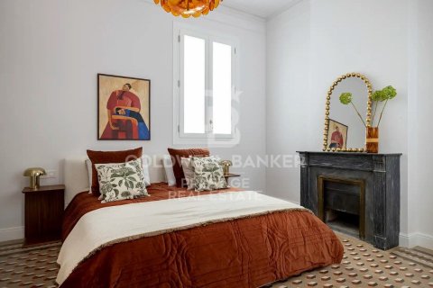 Apartament w Barcelona, Hiszpania 4 sypialnie, 197 mkw. nr 157348 – zdjęcie 18
