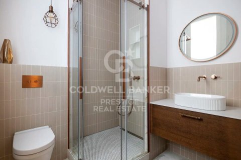 Apartament w Barcelona, Hiszpania 4 sypialnie, 197 mkw. nr 157348 – zdjęcie 13