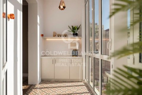Apartament w Barcelona, Hiszpania 4 sypialnie, 197 mkw. nr 157348 – zdjęcie 14