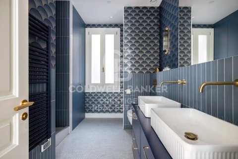 Apartamento en venta en Barcelona, España 3 dormitorios, 184 m2 No. 157349 - foto 8