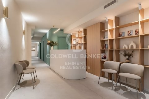 Gewerbeimmobilien zum Verkauf in Barcelona, Spanien 292 m2 Nr. 157346 - Foto 2