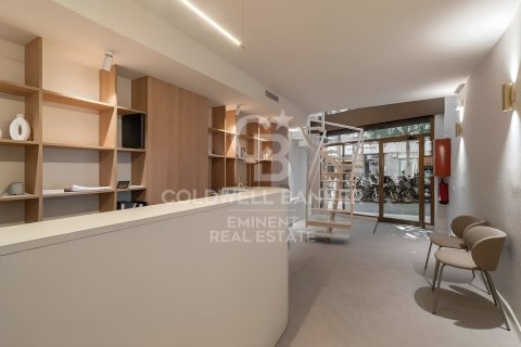 Gewerbeimmobilien zum Verkauf in Barcelona, Spanien 292 m2 Nr. 157346 - Foto 3