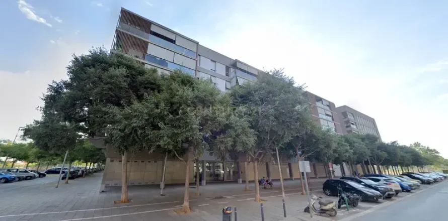 Commercial property in Viladecans, Barcelona, Spain 146 sq.m. No. 186666