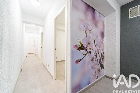 Commercial property à vendre à Madrid, Espagne, 188 m2 No. 188181 - photo 26