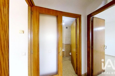 Dzīvoklis pārdošanā El Vendrell, Tarragona, Spānijā 2 istabas, 76 m2 Nr. 188183 - attēls 14