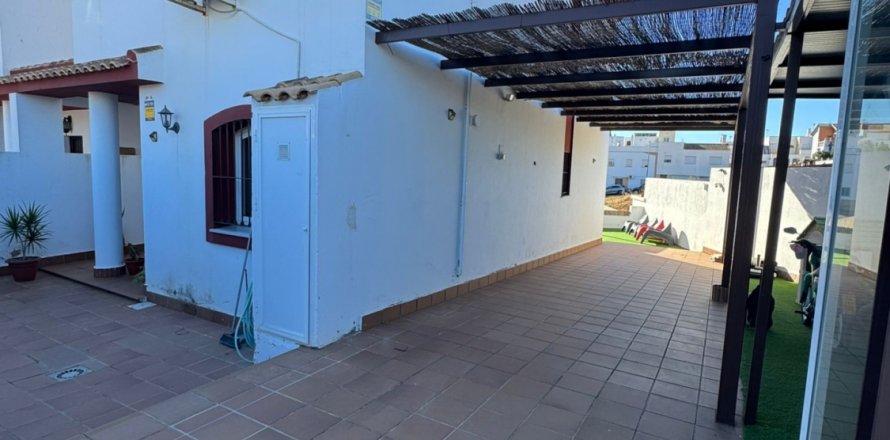 Townhouse in Ayamonte, Huelva, Spain 210 sq.m. No. 188178
