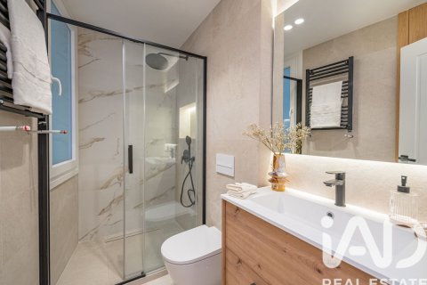 Huoneisto myytävänä Madrid, Espanja, 3 makuuhuonetta, 173 m2 No. 188184 - kuva 6