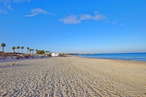 Villa for sale Torre de la Horadada, Alicante, Spain 5 bedrooms, 125 sq.m. No. 111203 - photo 4