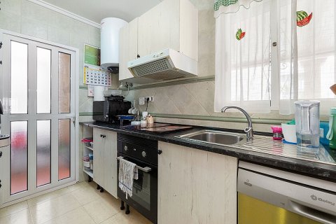 Villa till salu Villamartin, Alicante, Spanien 3 sovrum, 81 kvm. Nr. 111205 - foto 13