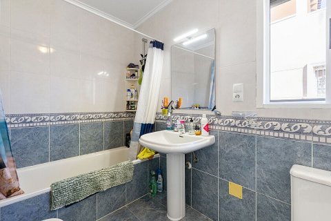 Villa till salu Villamartin, Alicante, Spanien 3 sovrum, 81 kvm. Nr. 111205 - foto 19