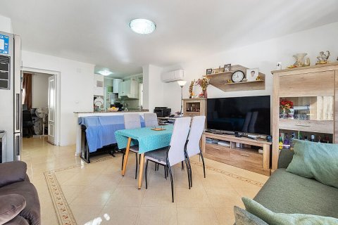 Villa till salu Villamartin, Alicante, Spanien 3 sovrum, 81 kvm. Nr. 111205 - foto 11