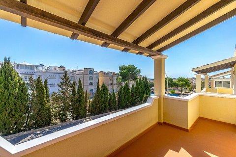 Villa till salu Villamartin, Alicante, Spanien 3 sovrum, 81 kvm. Nr. 111205 - foto 1