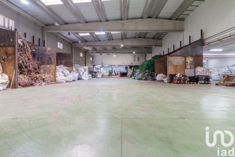 Propiedad comercial en venta en Leganés, Madrid, España 3025 m2 No. 153343 - foto 8