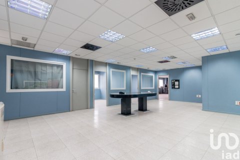 Propiedad comercial en venta en Leganés, Madrid, España 3025 m2 No. 153343 - foto 11