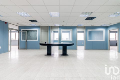 Propiedad comercial en venta en Leganés, Madrid, España 3025 m2 No. 153343 - foto 13