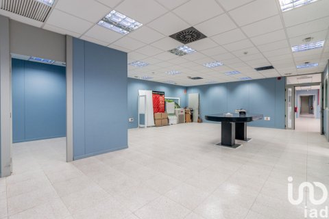 Propiedad comercial en venta en Leganés, Madrid, España 3025 m2 No. 153343 - foto 12