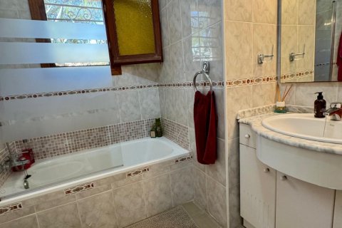 Hus till salu i El Campello, Alicante, Spanien 4 sovrum, 228 kvm. Nr. 153338 - foto 19