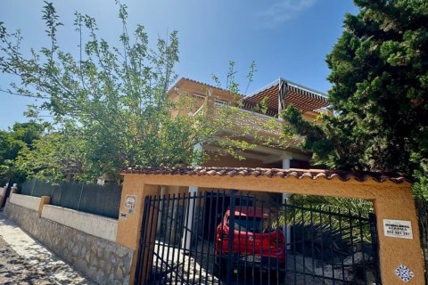 Hus till salu i El Campello, Alicante, Spanien 4 sovrum, 228 kvm. Nr. 153338 - foto 27