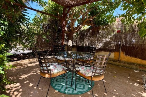 Hus till salu i El Campello, Alicante, Spanien 4 sovrum, 228 kvm. Nr. 153338 - foto 18