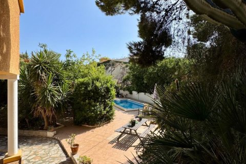 Hus till salu i El Campello, Alicante, Spanien 4 sovrum, 228 kvm. Nr. 153338 - foto 14