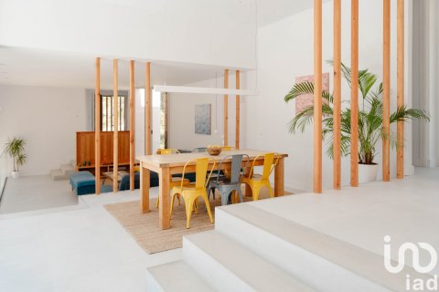 Dom w Sant Pere de Ribes, Barcelona, Hiszpania 4 sypialnie, 300 mkw. nr 153339 – zdjęcie 8