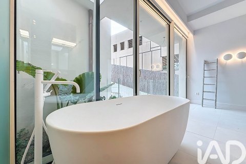 Dom w Sant Pere de Ribes, Barcelona, Hiszpania 4 sypialnie, 300 mkw. nr 153339 – zdjęcie 21