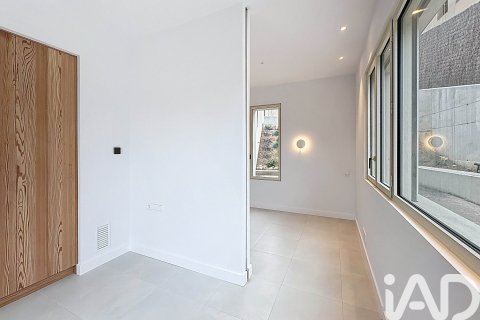 Dom w Sant Pere de Ribes, Barcelona, Hiszpania 4 sypialnie, 300 mkw. nr 153339 – zdjęcie 24