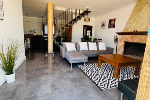 Talo myytävänä El Santiscal, Cadiz, Espanja, 2 makuuhuonetta, 125 m2 No. 153341 - kuva 2