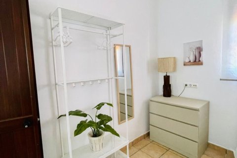 Talo myytävänä El Santiscal, Cadiz, Espanja, 2 makuuhuonetta, 125 m2 No. 153341 - kuva 7