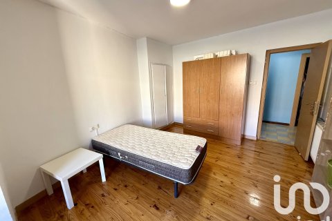 Appartamento a Leon, Spagna 5 camere da letto, 148 mq. N° 153342