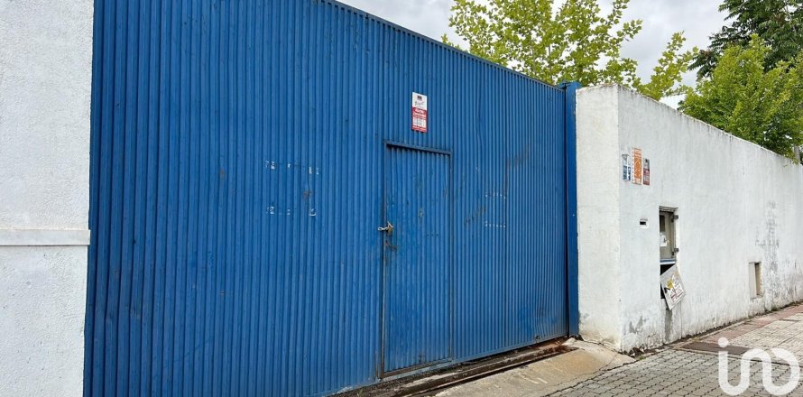 Коммерческая недвижимость в Мадрид, Испания 2436м2 №153337