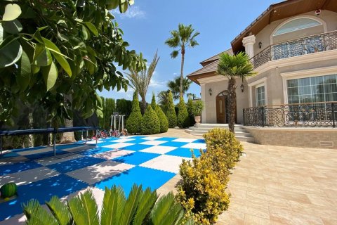 Villa à vendre Ciudad Quesada, Alicante, Espagne, 5 chambres, 363 m2 No. 115074 - photo 1