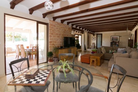 Villa zum Verkauf in Denia, Alicante, Spanien 4 Schlafzimmer, 284 m2 Nr. 192471 - Foto 9