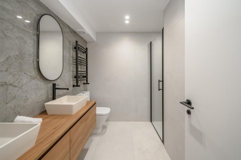 Apartment à vendre à Madrid, Espagne, 2 chambres, 120 m2 No. 165458 - photo 12