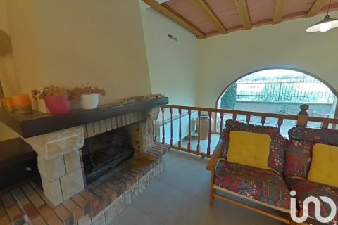 Продажа дома в Артеса-де-Сегре, Лерида, Испания 5 спален, 772м2 №153948 - фото 8