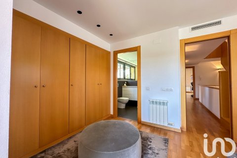 Dom w L'Ametlla Del Valles, Barcelona, Hiszpania 3 sypialnie, 245 mkw. nr 153949 – zdjęcie 12