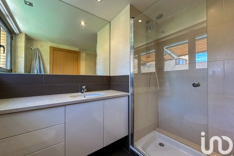 Dom w L'Ametlla Del Valles, Barcelona, Hiszpania 3 sypialnie, 245 mkw. nr 153949 – zdjęcie 13