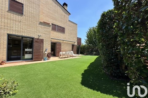 Dom w L'Ametlla Del Valles, Barcelona, Hiszpania 3 sypialnie, 245 mkw. nr 153949 – zdjęcie 26