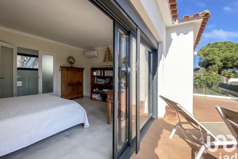 Продажа дома в С'Агаро, Герона, Испания 4 спальни, 260м2 №153947 - фото 13