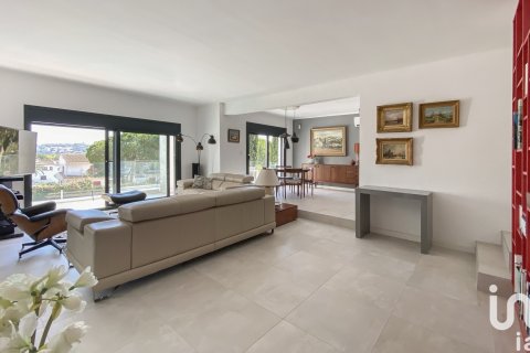 Продажа дома в С'Агаро, Герона, Испания 4 спальни, 260м2 №153947 - фото 4